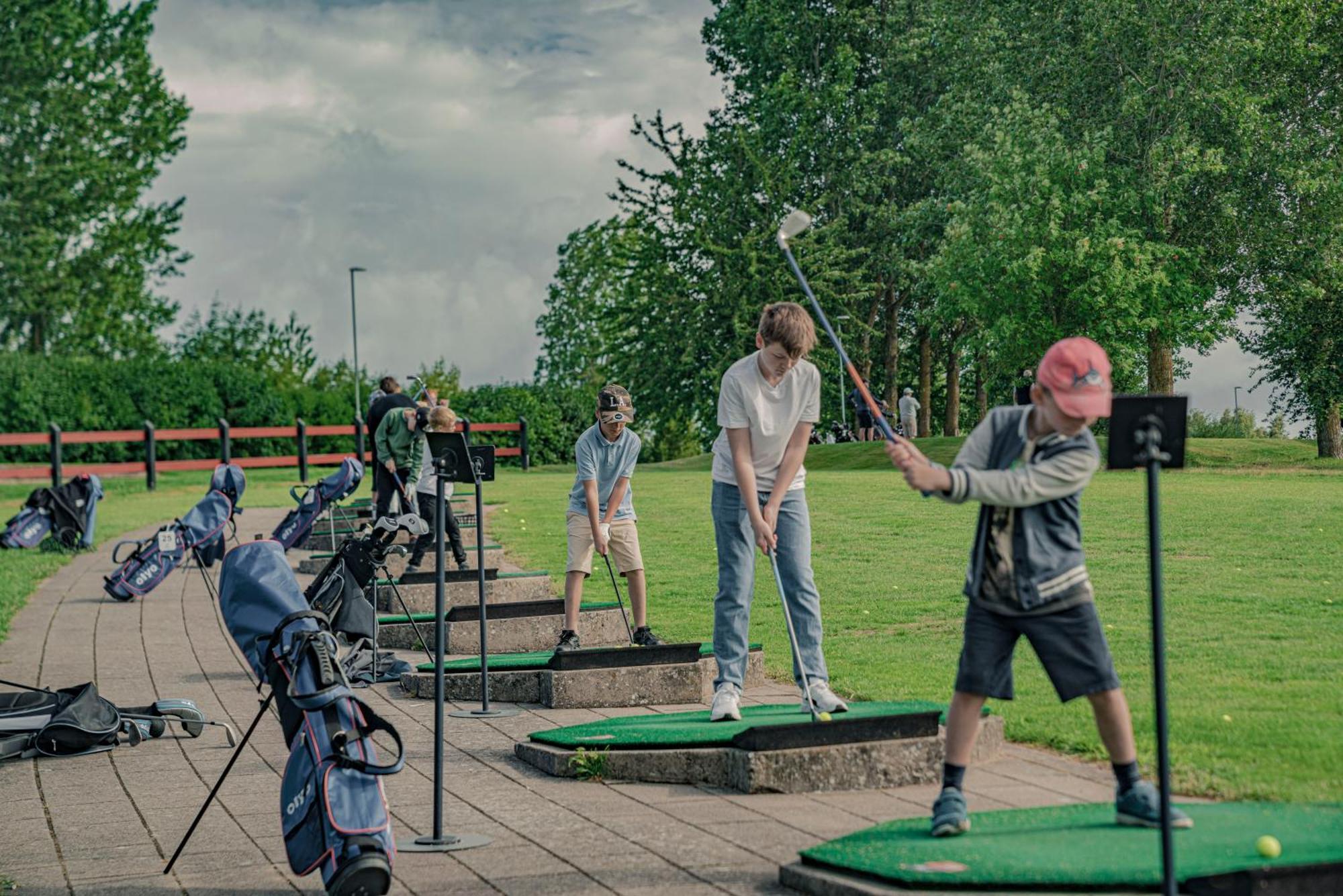 Tegelvillan Pa Golfbanan Oxie Extérieur photo